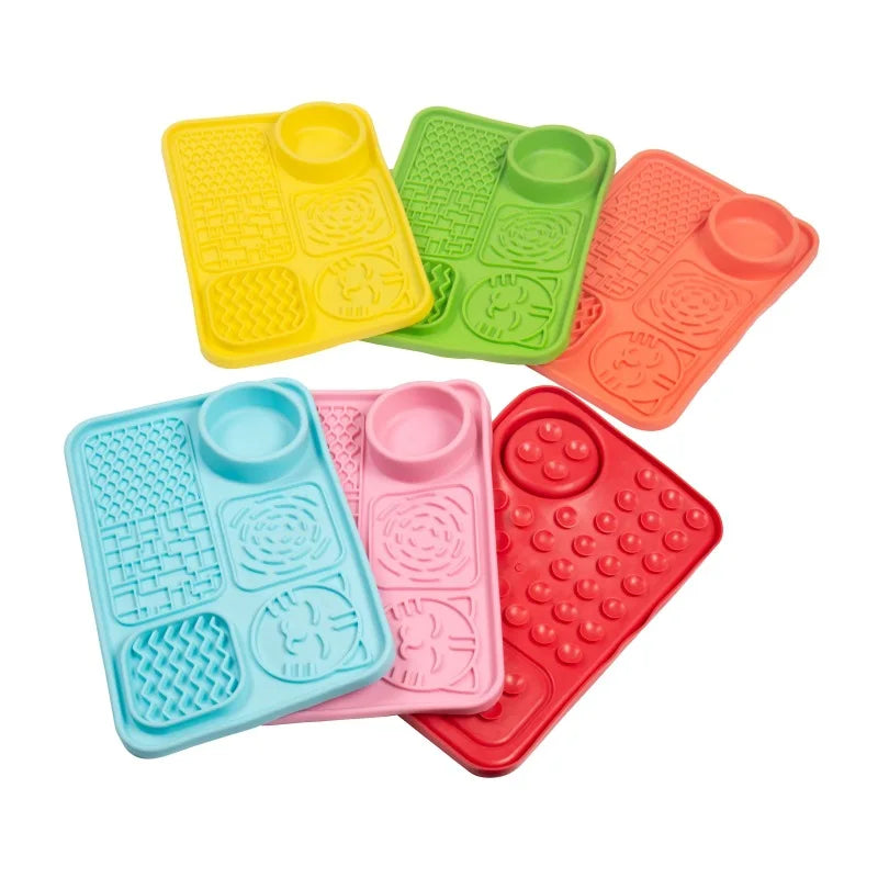 Dog Licking Mat Pet Licking Pad Suction Cup Licking Slow Feeding Mat Anti-Choking Slow Feeding Bowl